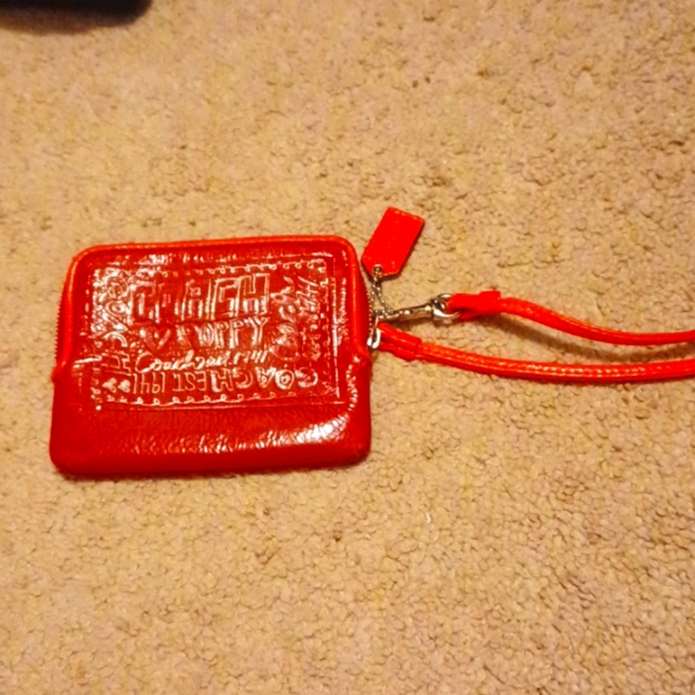 Coach wristlet FIRM
